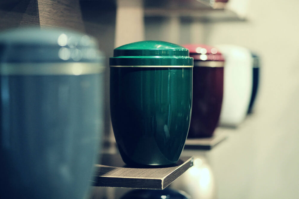 The Ultimate Guide to Finding the Right Urn for Your Loved One