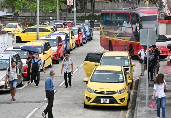 CrossBorderHK vs. OTA Platforms: Who Benefits Most from Private Cross-Border Transfers?